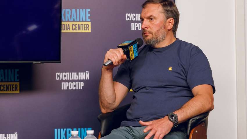 Чи залишаться українці без пального під час блекаутів: експерт 