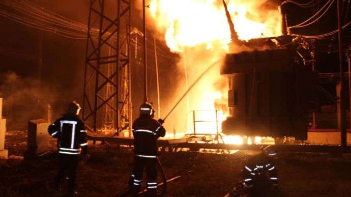 Теплова генерація в глибокому нокауті. Українцям радять вже готуватися до найважчої зими 