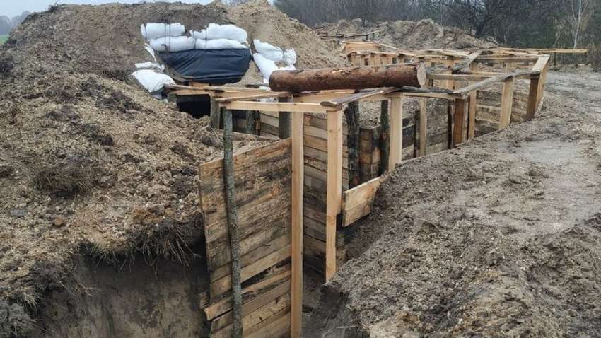 Працівника лісництва на Харківщині засудили до 6 років: як він причетний до фортифікацій