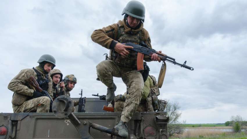 Західні спецслужби прогнозують Україні великі втрати територій до кінця року Західні спецслужби прогнозують Україні великі втрати територій до кінця року