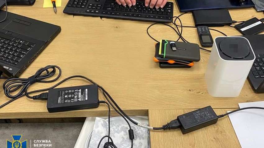 СБУ накрыли международную организацию хакеров: детали СБУ накрыли международную организацию хакеров: детали