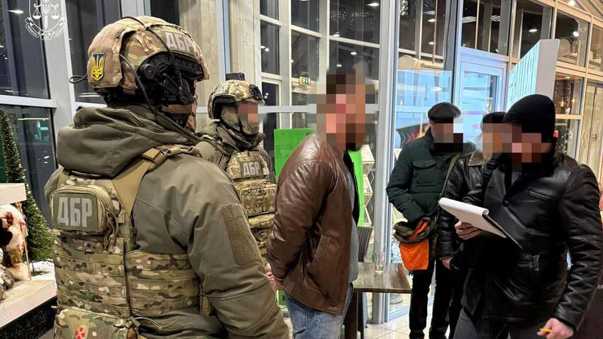 Громкий арест: ГБР задержало директора онлайн-казино «PIN-UP» Громкий арест: ГБР задержало директора онлайн-казино «PIN-UP»