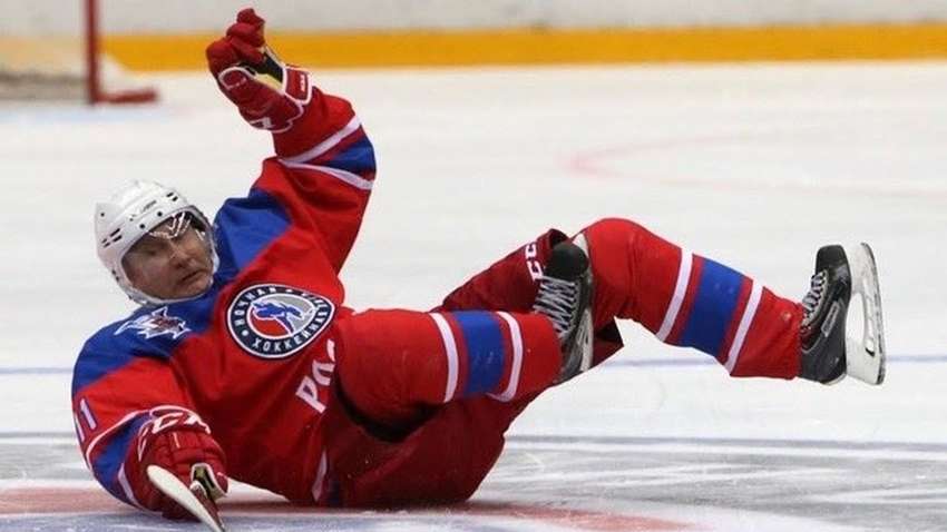 Не будет играть в хоккей на Красной площади: Путин отменил свои традиционные предновогодние мероприятия