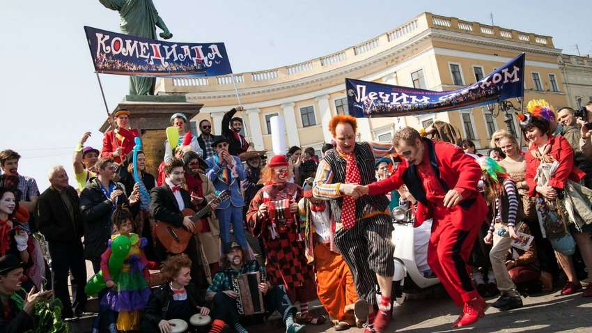 "Не до смеха": в Одессе отменяют Юморину