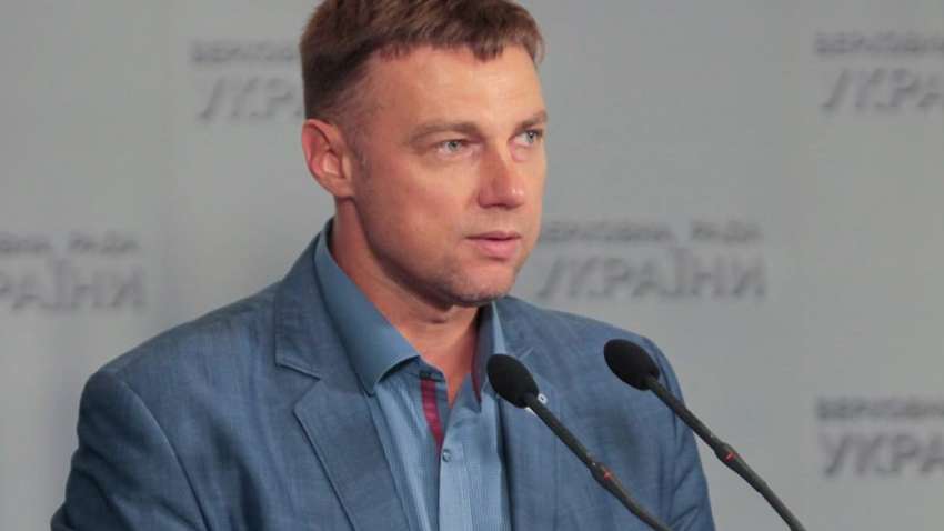 На Киевщине нардепа облили фекалиями