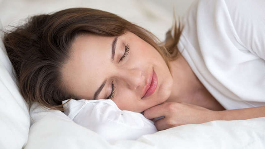 Врач рассказала, какой режим сна нужно соблюдать осенью