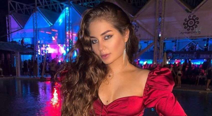 Українська блогерка обурена тиском говорити українською