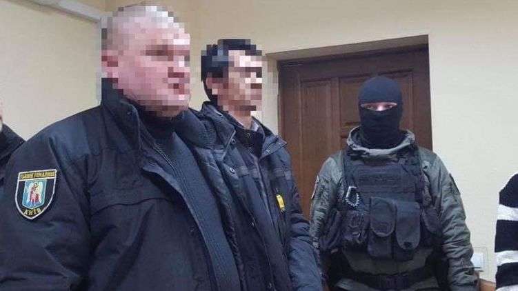 Суд узяв під варту підозрюваних у вбивстві хірурга Сотника