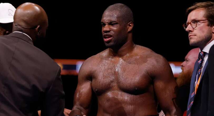 Что сказал Дюбуа после нокаута от Усика: как назвали украинского боксера Что сказал Дюбуа после нокаута от Усика: как назвали украинского боксера