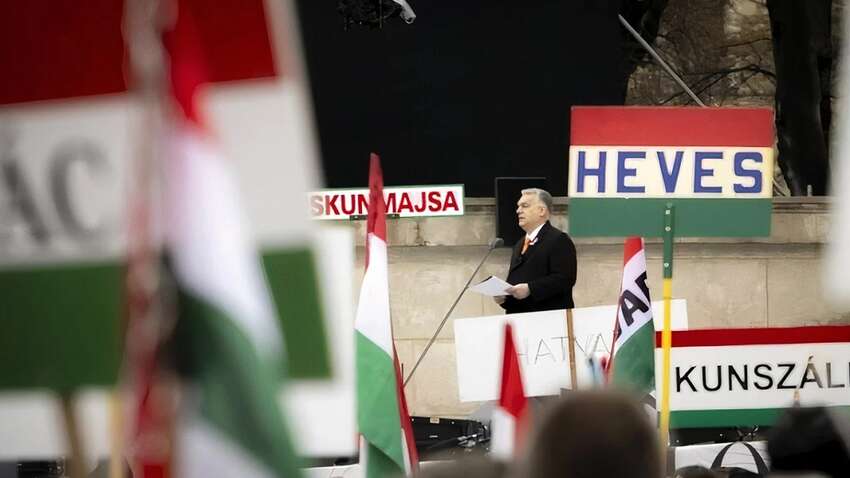 Орбан разыгрывает карту Украины на референдуме: чего боится Венгрия