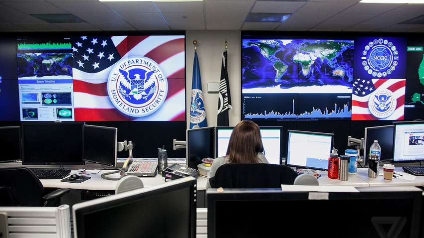 Хакери добралися до співробітників Білого дому