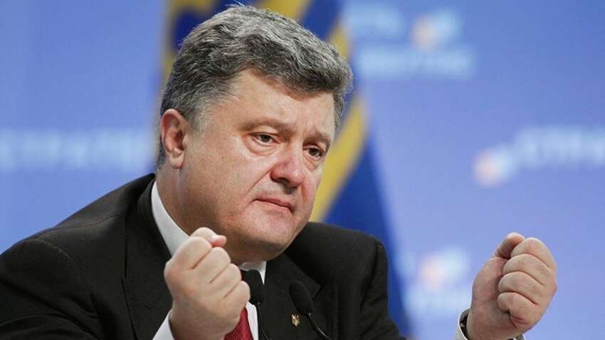 СМИ: Порошенко, вероятно, договорился с россиянами, сдал Донбасс и продолжил схему через Медведчука