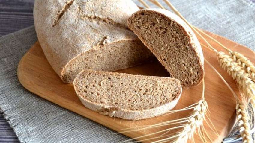 Какой хлеб помогает уменьшить жир на животе