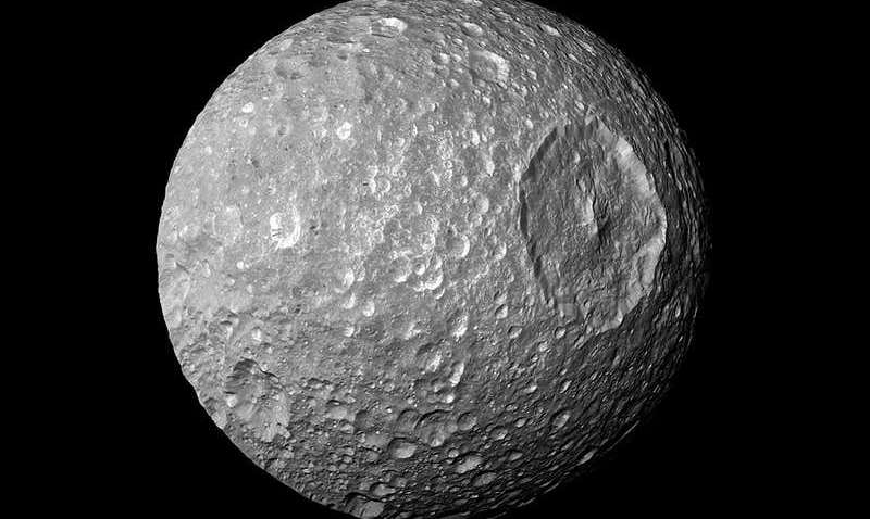 Вчені знайшли океан на супутнику Сатурна Вчені знайшли океан на супутнику Сатурна