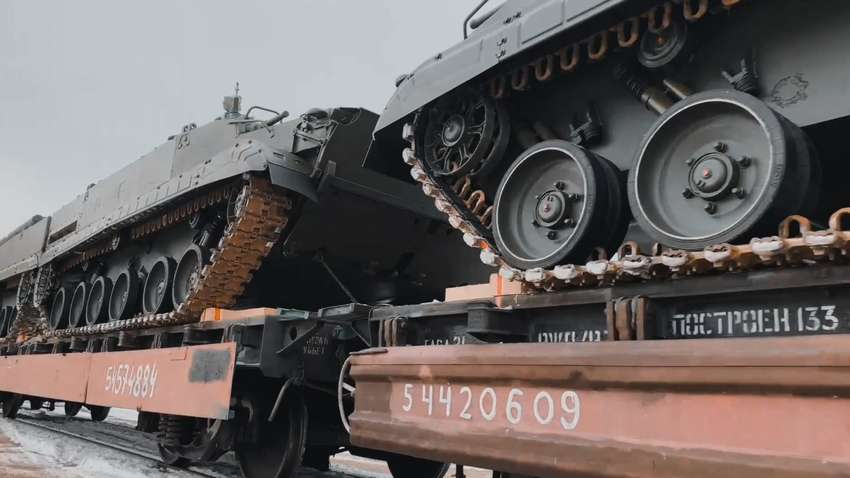 Армія окупанта отримала «свіжу» партію бойових машин Армія окупанта отримала «свіжу» партію бойових машин