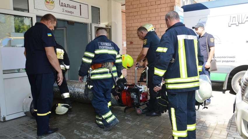 У Дніпрі сталася пожежа на виборчій дільниці 