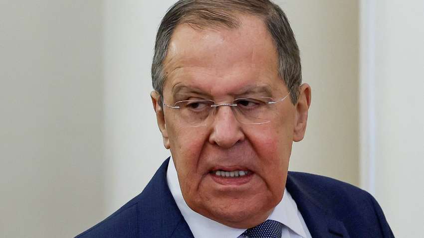 Лавров прокомментировал идею введения войск в Украину и придумал причину