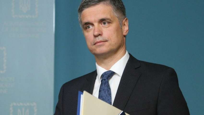 МЗС планує досягти вільного роумінгу для українських туристів