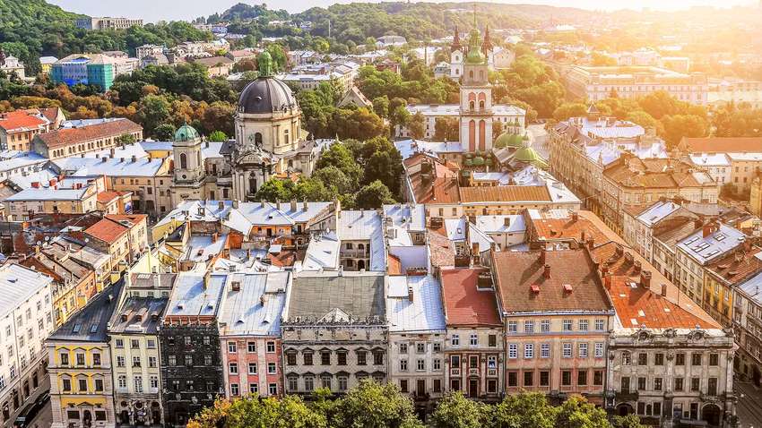 "У нас нет выходных": Во Львове субботу и воскресенье сделали рабочими, чтобы обойти локдаун "У нас нет выходных": Во Львове субботу и воскресенье сделали рабочими, чтобы обойти локдаун