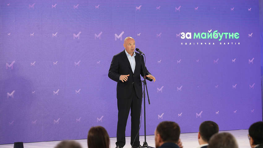 Старые партии начинают уступать новым по приверженности избирателей Старые партии начинают уступать новым по приверженности избирателей