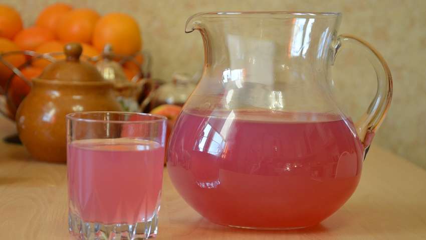 Диетолог назвала идеальный напиток при гастрите