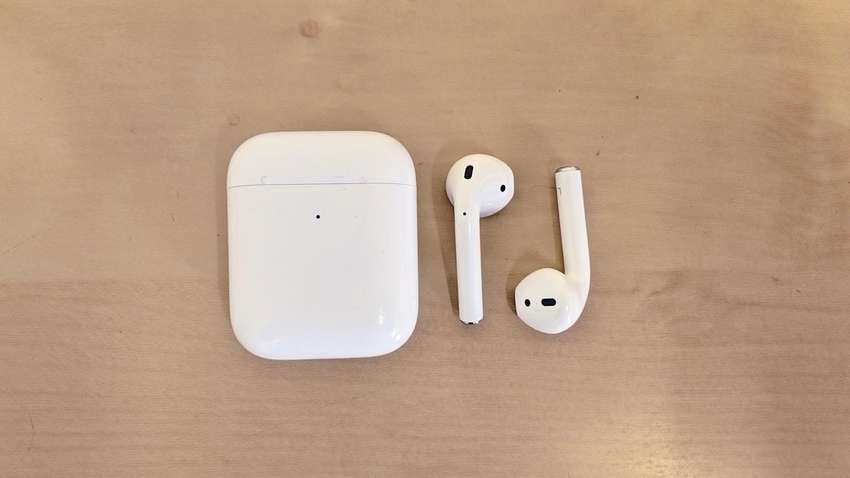 Наушники AirPods могут стать частью комплекта iPhone 12