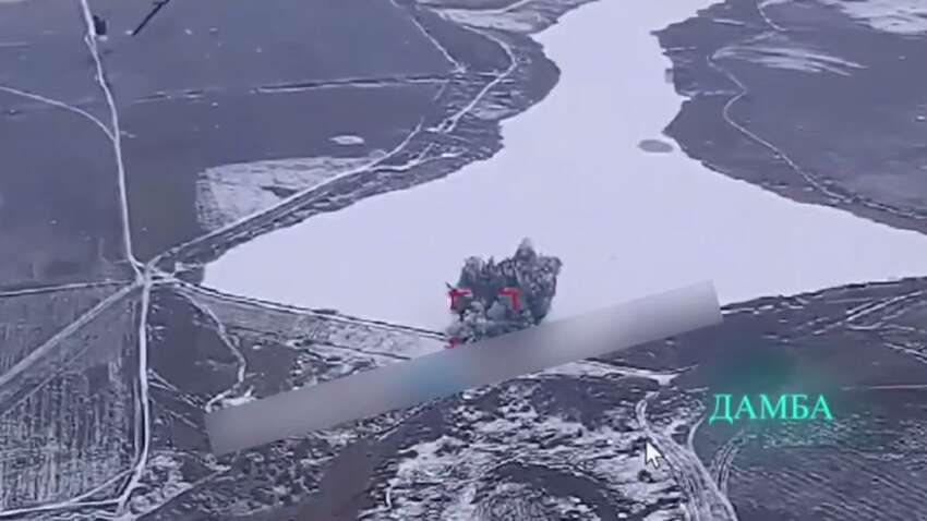 «Суцільне болото» замість траси: DeepState повідомив про застосування 3-тонної авіабомби для ізоляції Костянтинівки