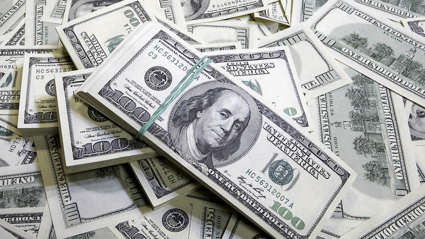 НБУ поновив офіційний курс валют: долар незначно подешевшав