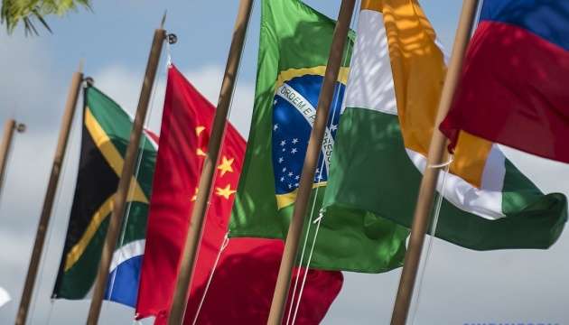 Стало известно, почему на самом деле Китай и Индия принимают участие в саммите БРИКС Стало известно, почему на самом деле Китай и Индия принимают участие в саммите БРИКС