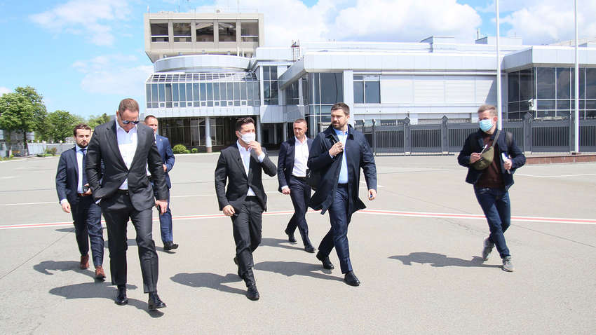 Стало известно, сколько стоят президентские полеты Зеленского Стало известно, сколько стоят президентские полеты Зеленского