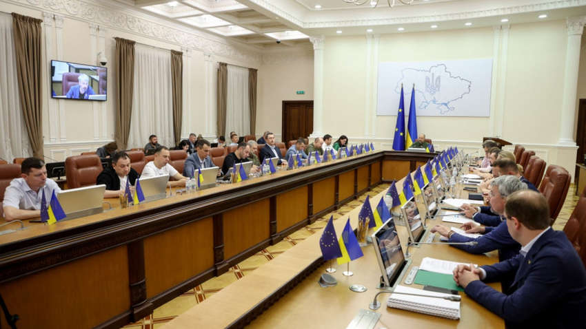 Кабмин планирует возобновить "большую приватизацию": позитив и риски