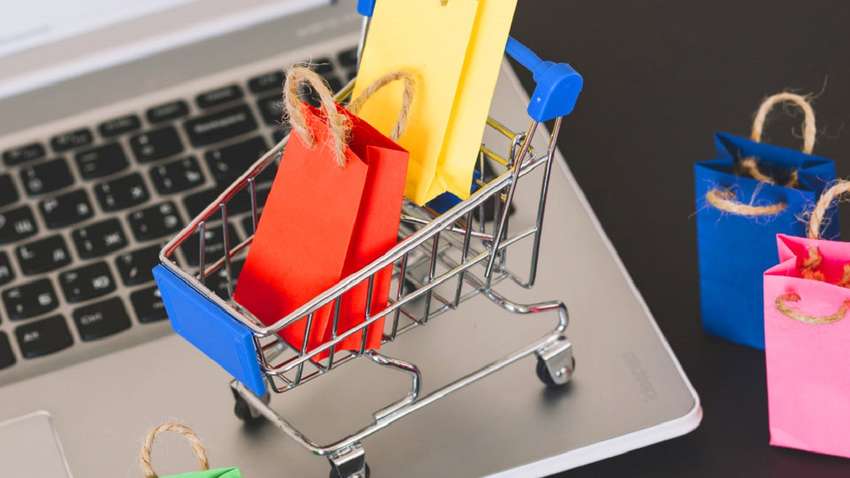 Опасный товар нашли на полках магазинов в Киевской области: что известно