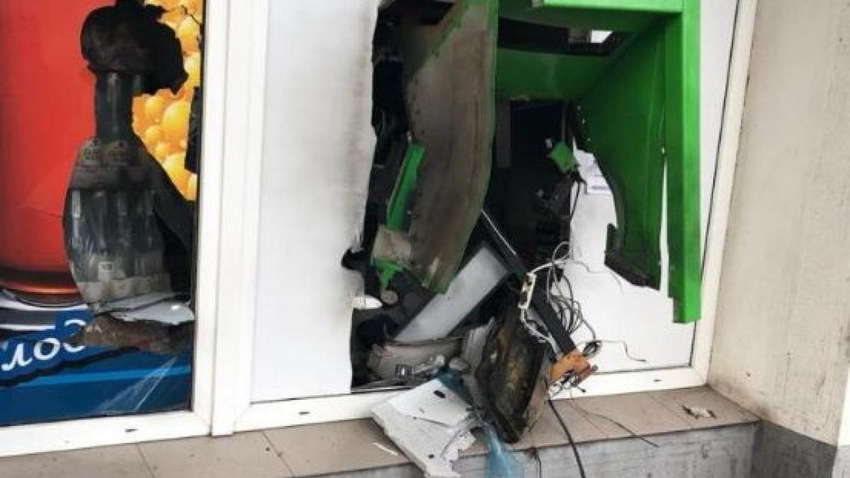 Взрыватель банкоматов хотел показать, как это делается и взлетел в воздух