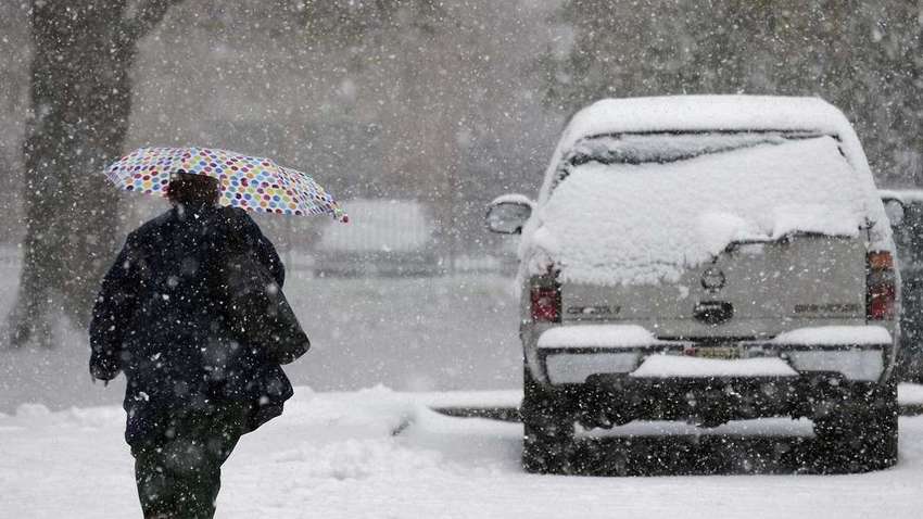 Сніг вирує у США: скасовано сотні авіарейсів