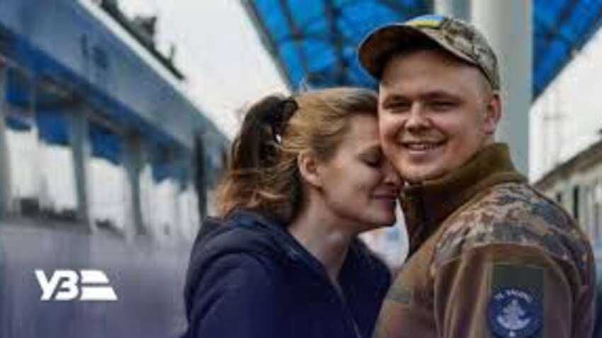 Кохання на колесах: "Романтичні експреси" Укрзалізниці вирушають у незабутню подорож до Дня закоханих