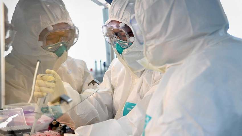 Наступ коронавірусу: число хворих перевалило за сто тисяч Наступ коронавірусу: число хворих перевалило за сто тисяч