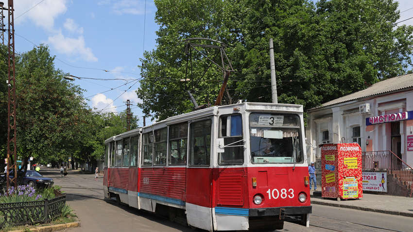 В Николаеве пассажиры избили водителя трамвая за отказ везти больше 10 человек