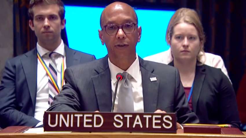 Китай обвинил США в затягивании войны в Украине: что ответили американцы