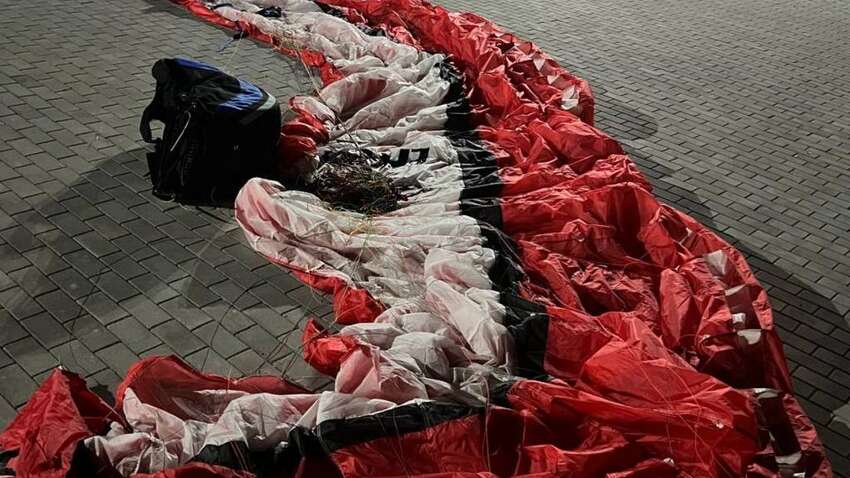 Чоловік перетинав кордон на параплані: подробиці Чоловік перетинав кордон на параплані: подробиці