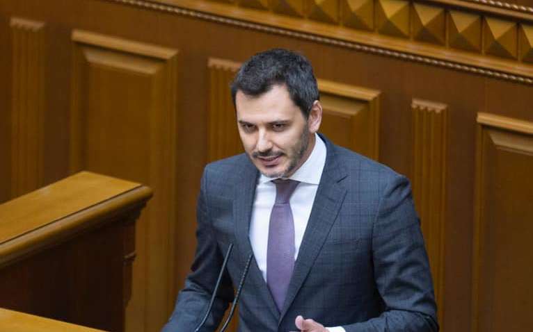 Нардеп: только что на закрытом заседании ВР приняли целый пакет «ядерных» законов