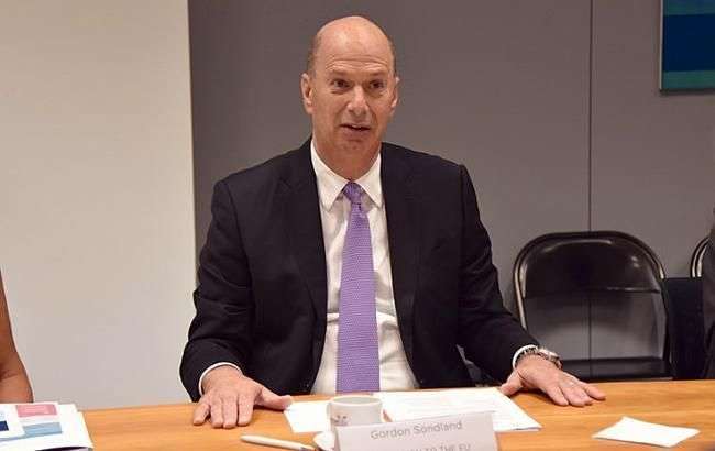 "Импичмент Трампа": ключевой свидетель дает показания против главы США