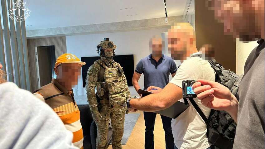 Миллионы, квартира и фальшивое имя: главного лесовода Украины подозревают в махинациях