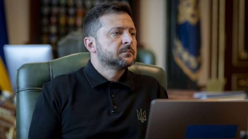 Елена Зеленская была одна на похоронах Папы Римского: что произошло с президентом