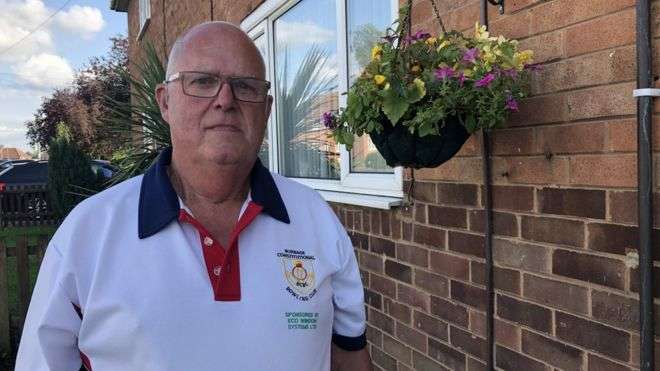 В одній з британських лікарень замість операції на сечовому міхурі чоловікові зробили обрізання