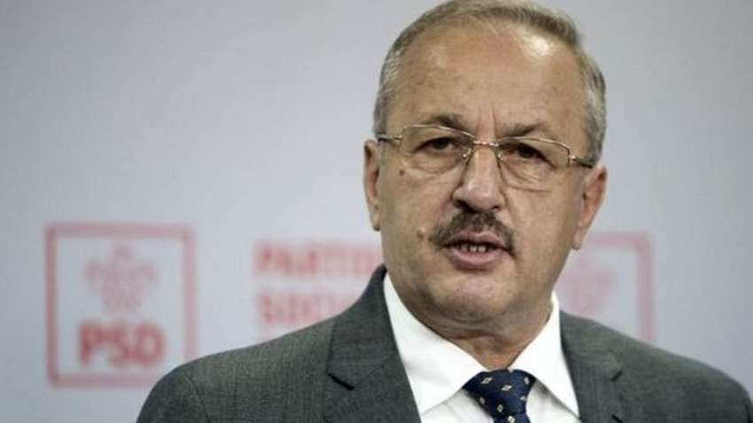 Після скандальної заяви про Україну у відставку пішов міністр оборони Румунії Після скандальної заяви про Україну у відставку пішов міністр оборони Румунії