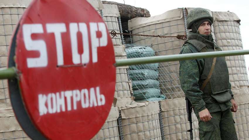 В ISW пояснили, чому Росія має намір зберегти КПП між своєю та окупованою територією України В ISW пояснили, чому Росія має намір зберегти КПП між своєю та окупованою територією України