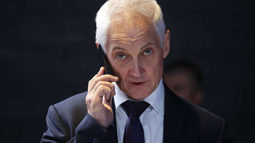 Глава Минобороны РФ неожиданно отправился в Пекин: с кем проводит встречи