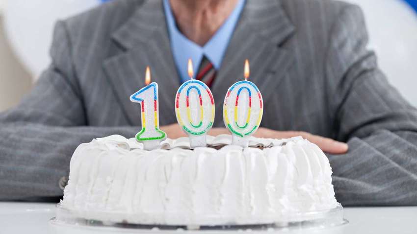 Вчені назвали генетичні особливості довгожителів