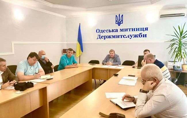 Пудрик заявив про спроби контрабандистів дискредитувати його та митницю Пудрик заявив про спроби контрабандистів дискредитувати його та митницю