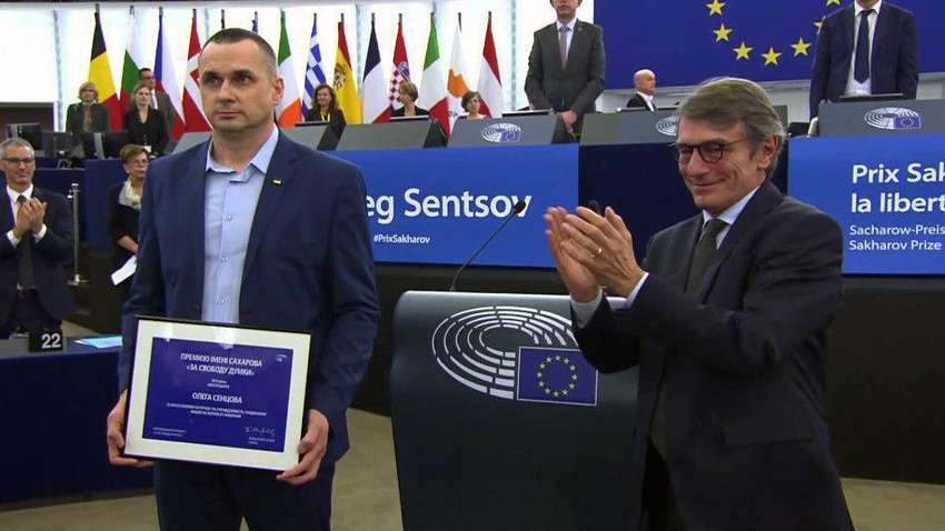 Сенцов отримав премію Європарламенту і закликав євродепутатів не вірити Путіну